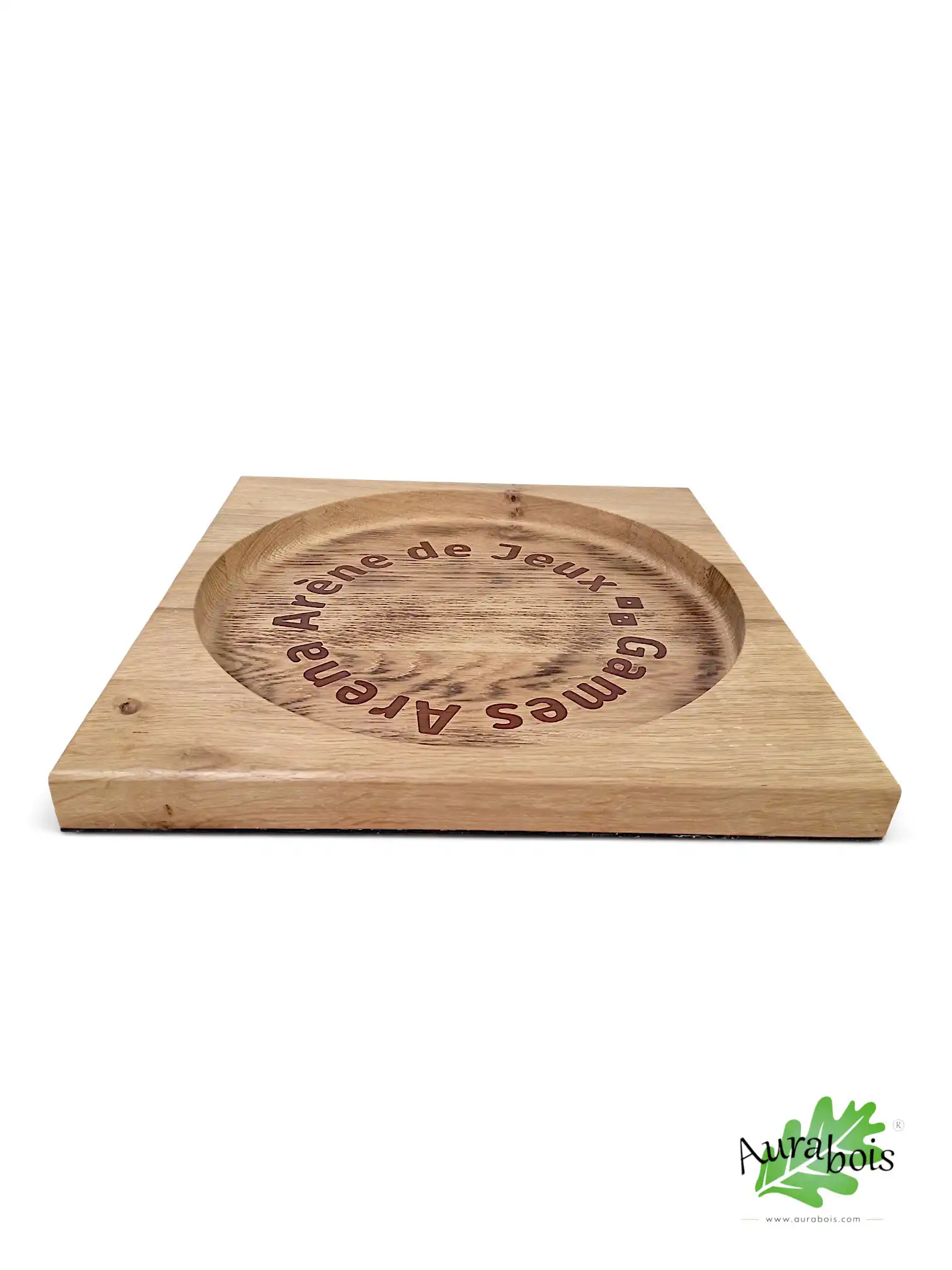 Piste de jeu en bois massif "Arène" Chêne massif huilé – 6 dés inclus 1 Piste de jeux Arène en chêne massif huilé avec 6 dés