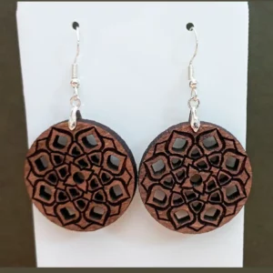 Boucles d'oreilles Mandala en orme huilé brou de noix