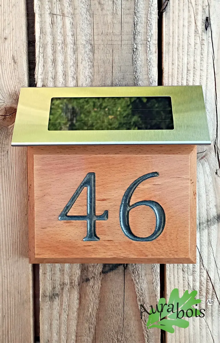 Numéro de maison bois massif personnalisé – Résine et protection extérieure 2 Numéro de maison en hêtre massif huilé avec chiffre gris en résine