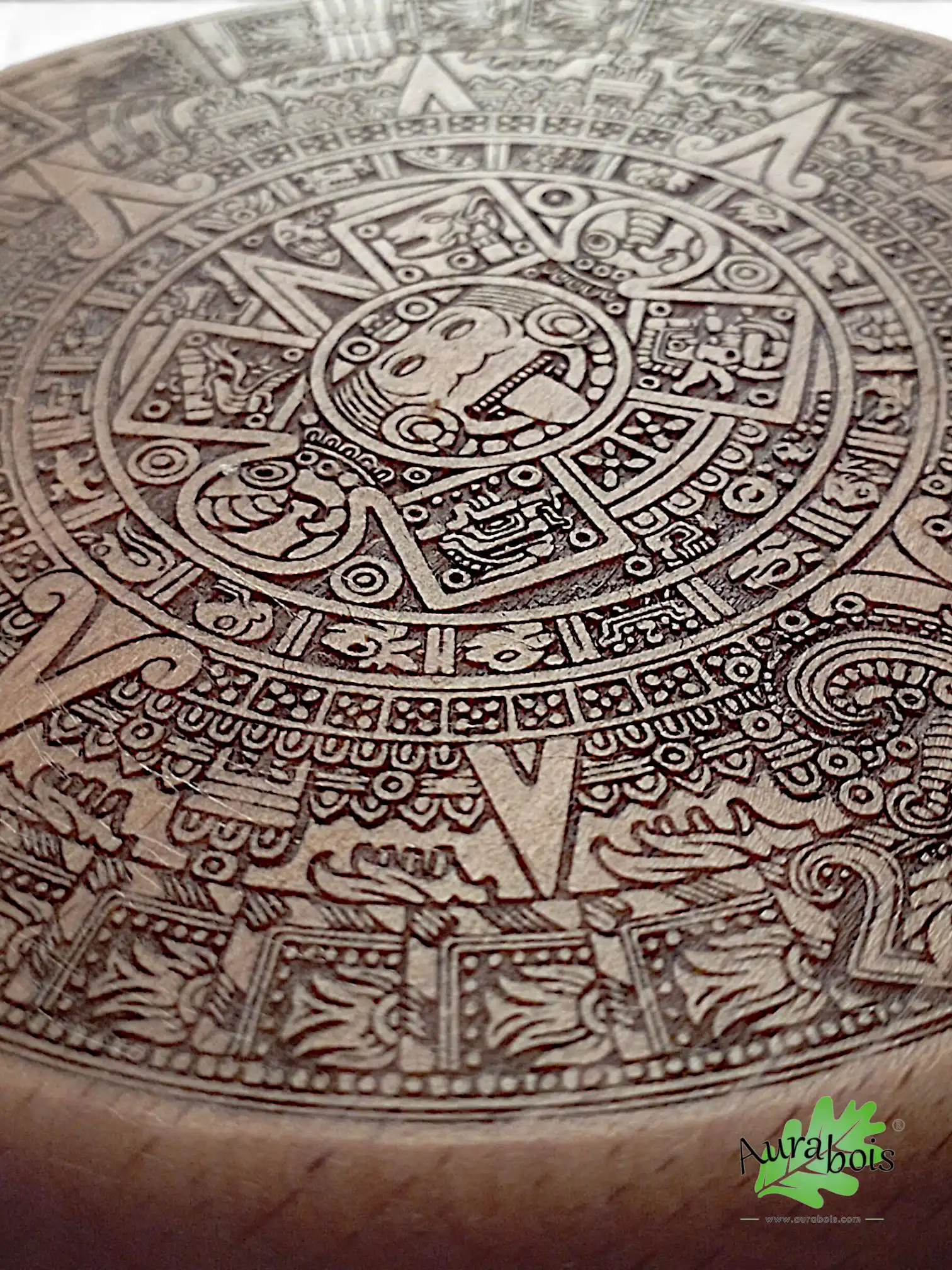 Dessous de plat en bois de hêtre massif – Calendrier Maya gravé au laser 2 Dessous de plat en hêtre massif